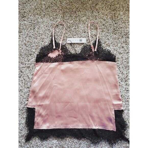 Walter Baker Pink Lace Trim Spaghetti Straps Cami Tops Small $150 DEFECTS - Picture 2 of 12